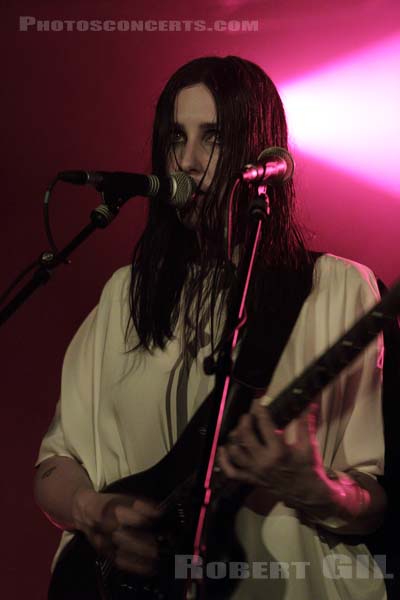 CHELSEA WOLFE - 2012-05-04 - PARIS - Point Ephemere - 